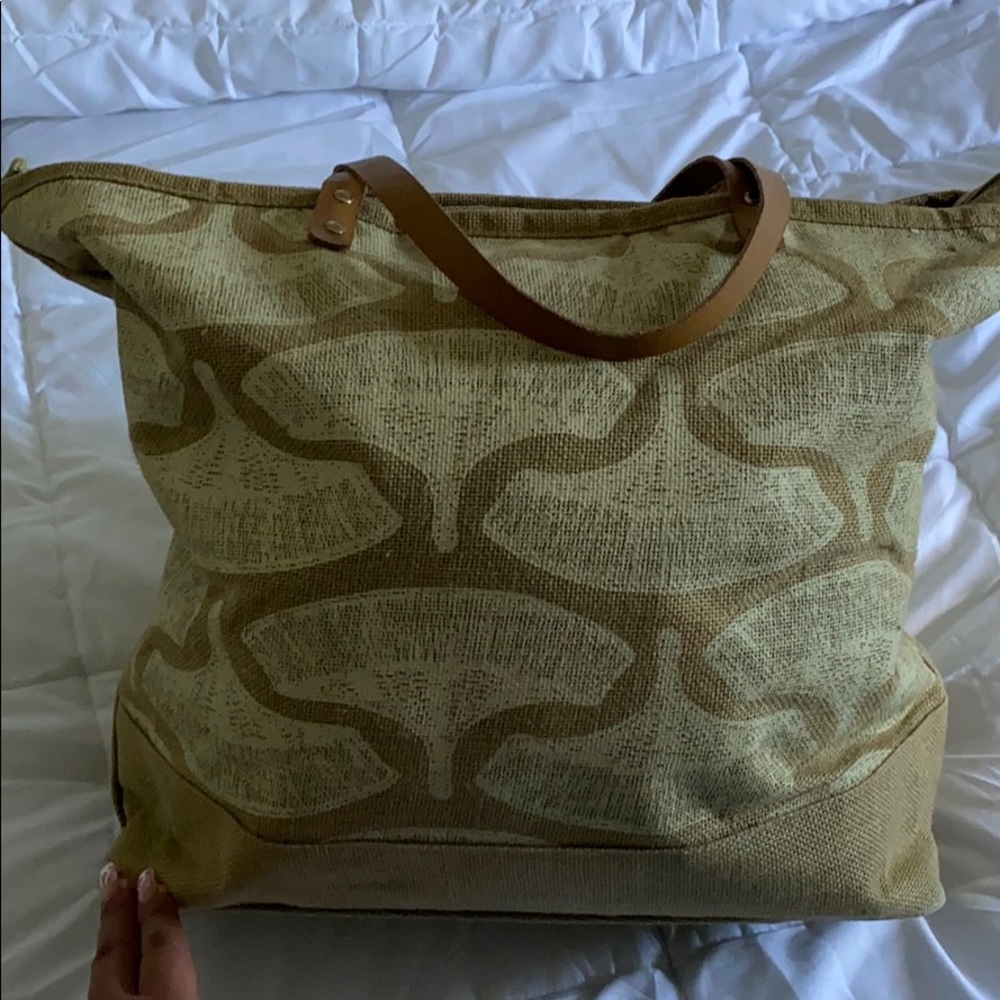 Manaola tote (no longer sold in stores)